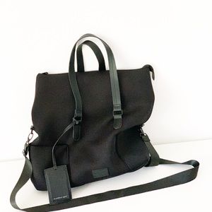 SOLD🏷 Steve Madden travel bag